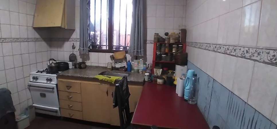 VENTA casa barrio Petroleros, Las Cañas, Menoza