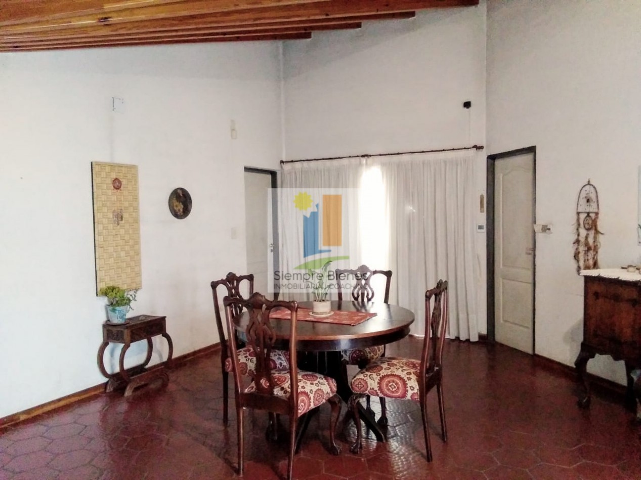 VENTA GRAN TERRENO CON DOS CASA, PLENO GODOY CRUZ MENDOZA 