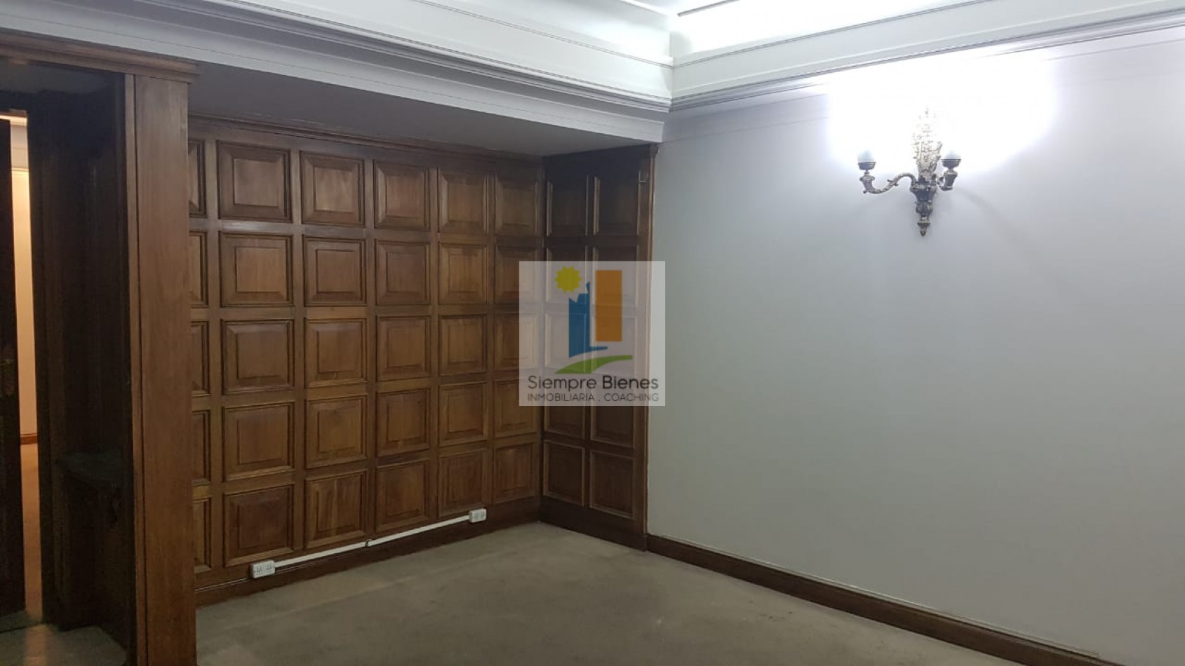 VENTA gran oficina, estudio en Ciudad Mendoza