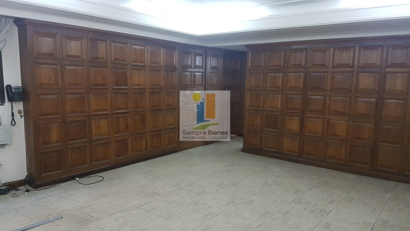 VENTA gran oficina, estudio en Ciudad Mendoza