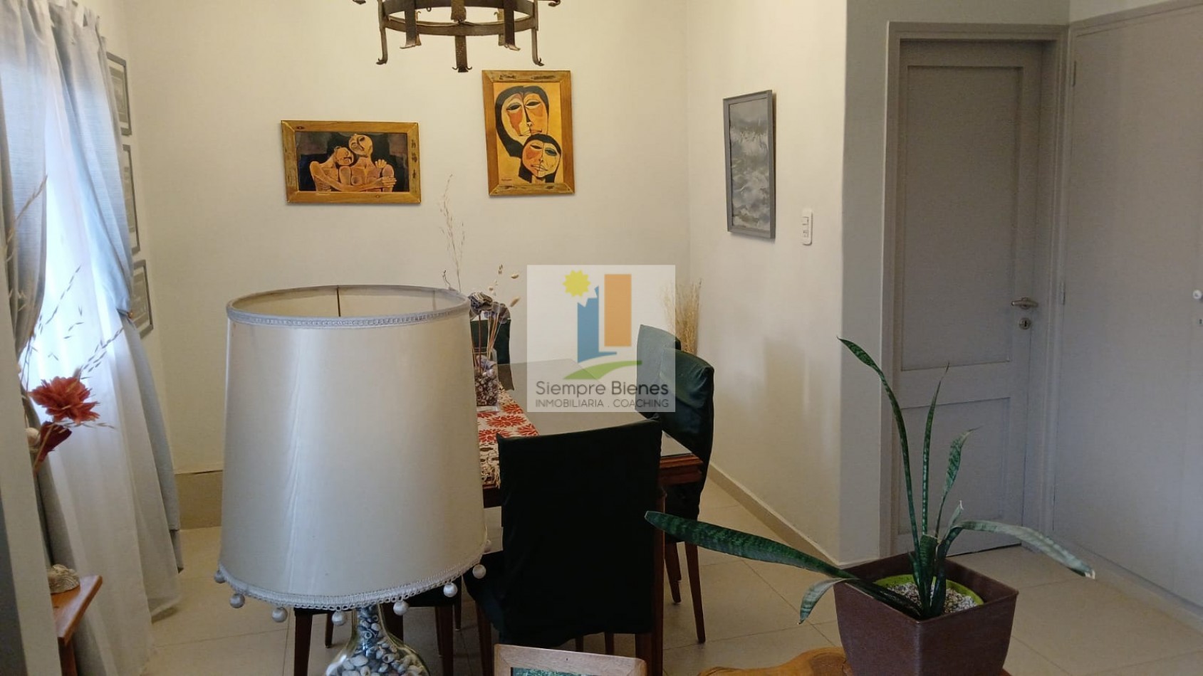 Venta hermosa casa en Bo Maestros ARIZU Godoy Cruz Mendoza