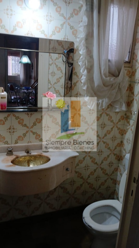 VENTA la mejor casa en plena quinta seccion ciudad Mendoza