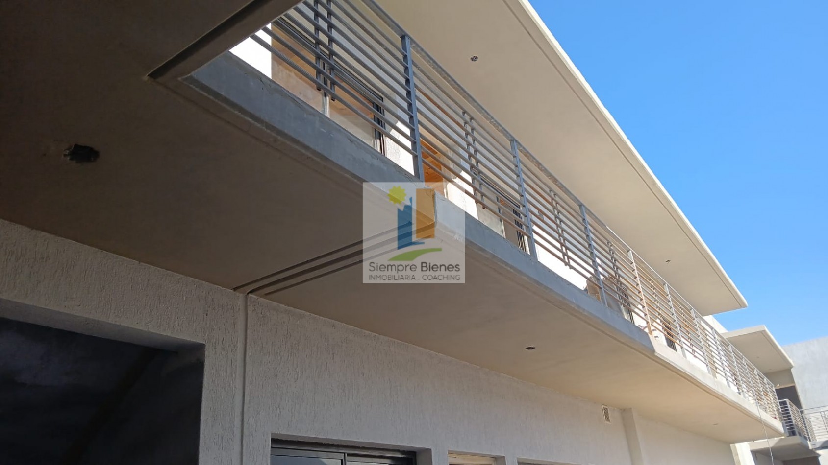 Venta complejo departamentos en Dorrego Guaymallen Mendoza 