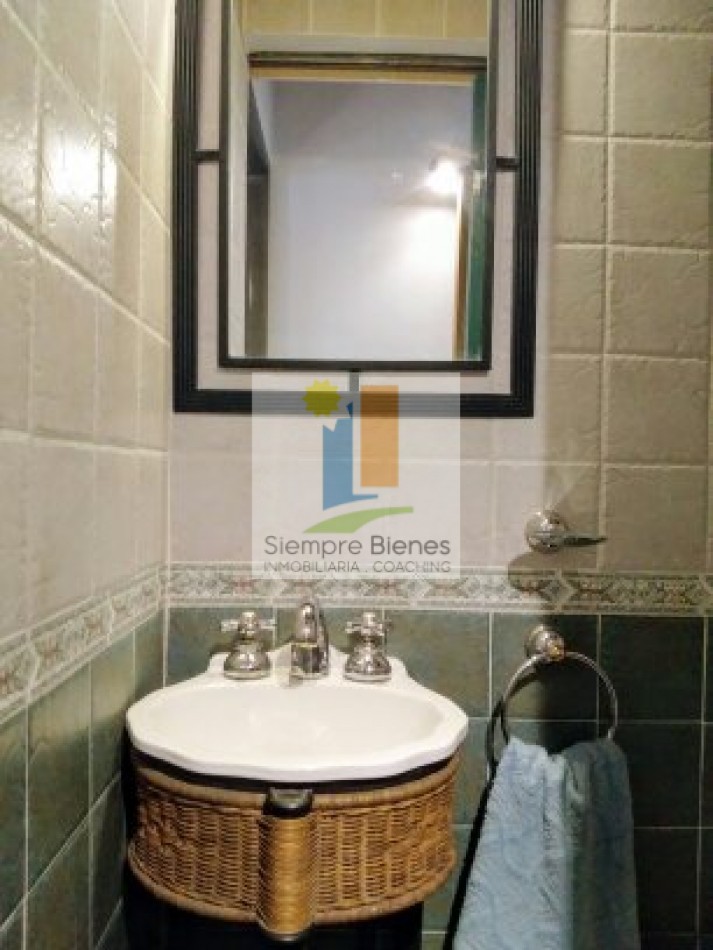 VENTA GRAN TERRENO CON DOS CASA, PLENO GODOY CRUZ MENDOZA 