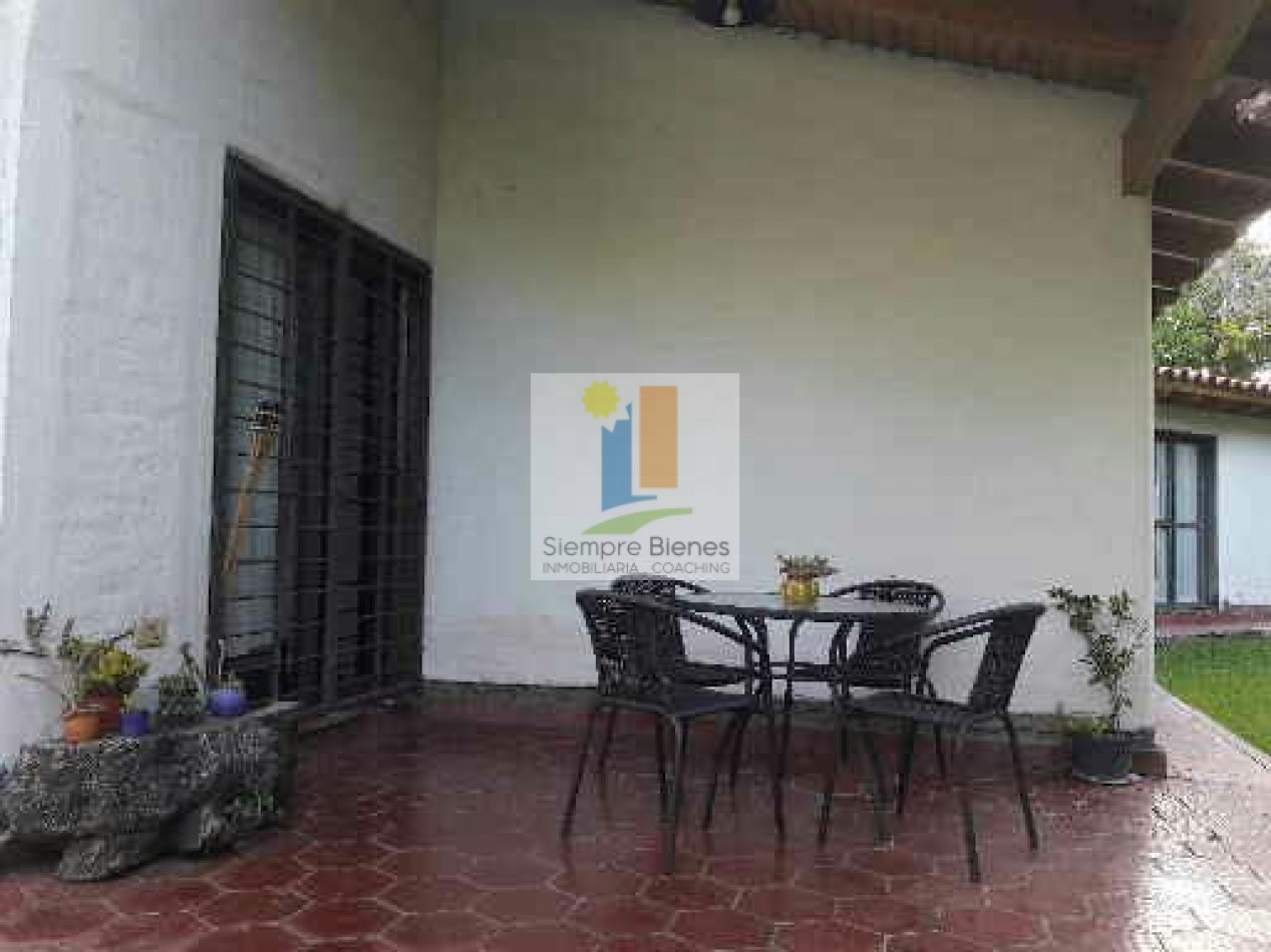 VENTA GRAN TERRENO CON DOS CASA, PLENO GODOY CRUZ MENDOZA 